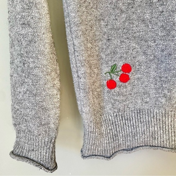 Gray Retro Cherry Pattern Sweater - Picture 7 of 7